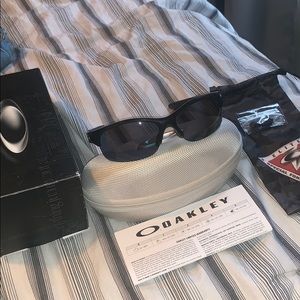 Oakley Commit Polarized Sunglasses